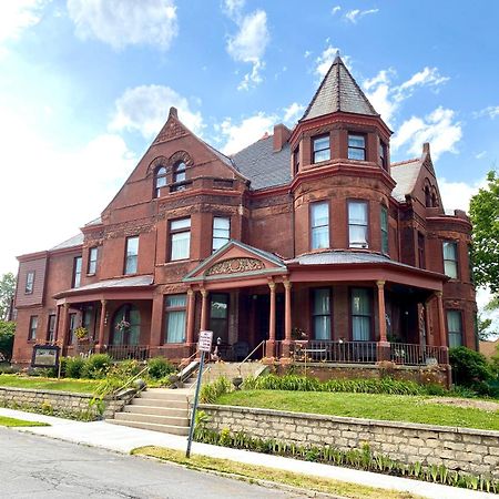 Vineyard Mansion Carriage House Villa Сейнт Джоузеф Екстериор снимка
